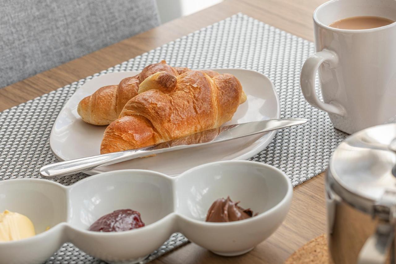 خليج هيرن The Sleep-Inn Hare B&B المظهر الخارجي الصورة