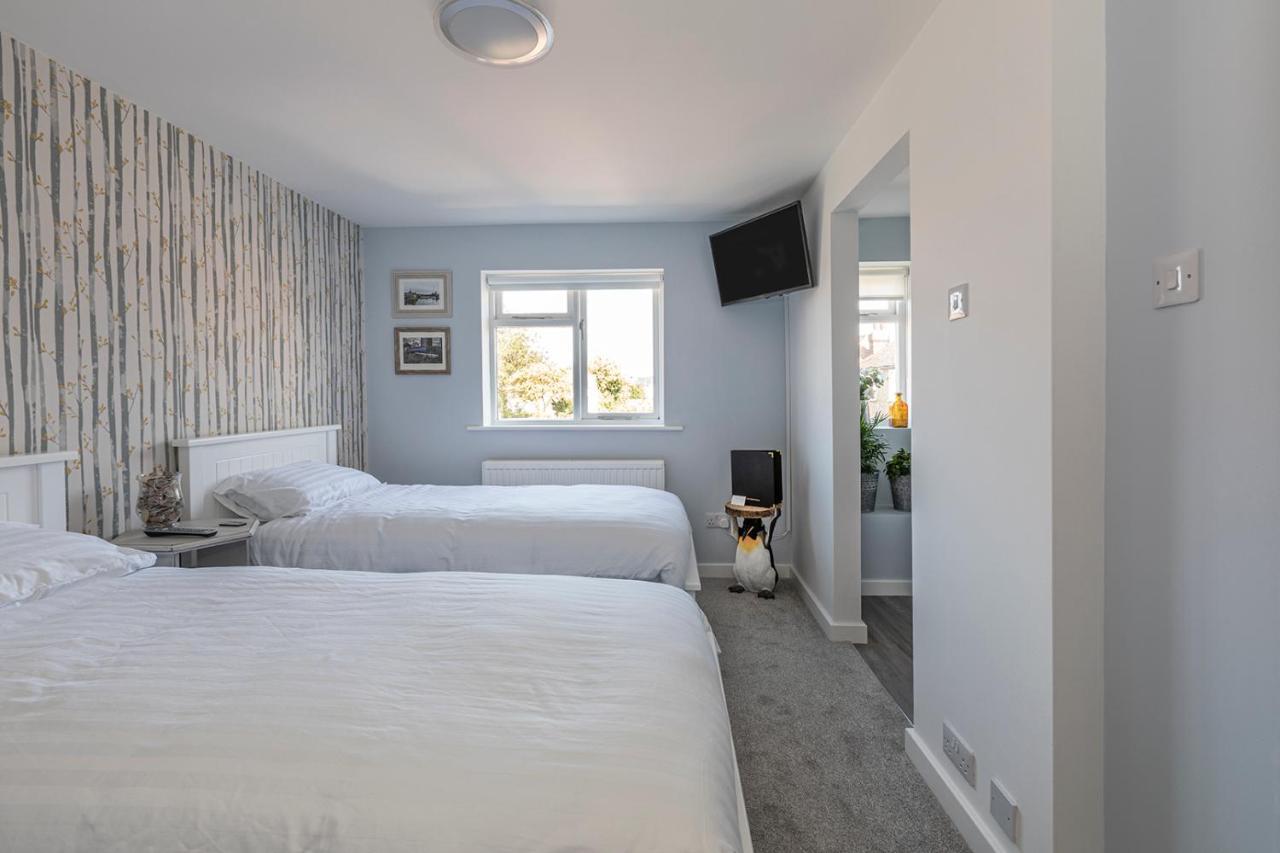 خليج هيرن The Sleep-Inn Hare B&B المظهر الخارجي الصورة